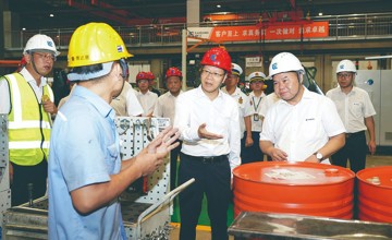 譚丕創帶隊到柳工開展安全生產檢查