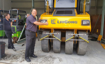 柳工壓路機(jī)澳洲市場結(jié)碩果