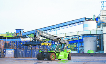 柳工攜手川威集團共建綠色智慧物流園