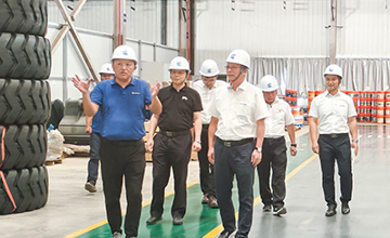 賴頌平帶隊赴西北市場進行走訪調研