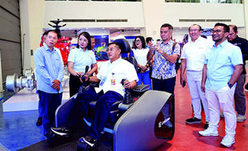 印尼職教代表團探訪柳工