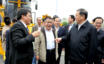 柳工機械助推農業供給側改革　公司11臺農用機械亮相2017年中國甘蔗機械化博覽會