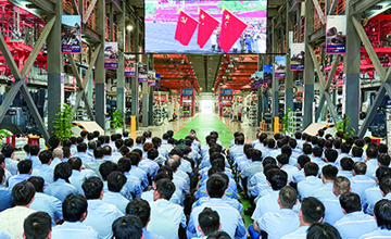 柳工集團黨委組織集中收看紀念中國人民抗日戰爭暨世界反法西斯戰爭勝利80周年大會